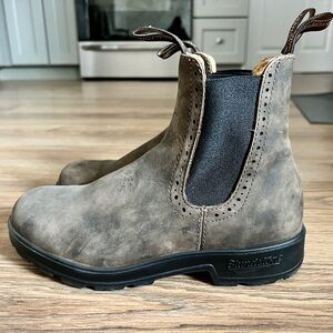 Rustic Brown Blundstones